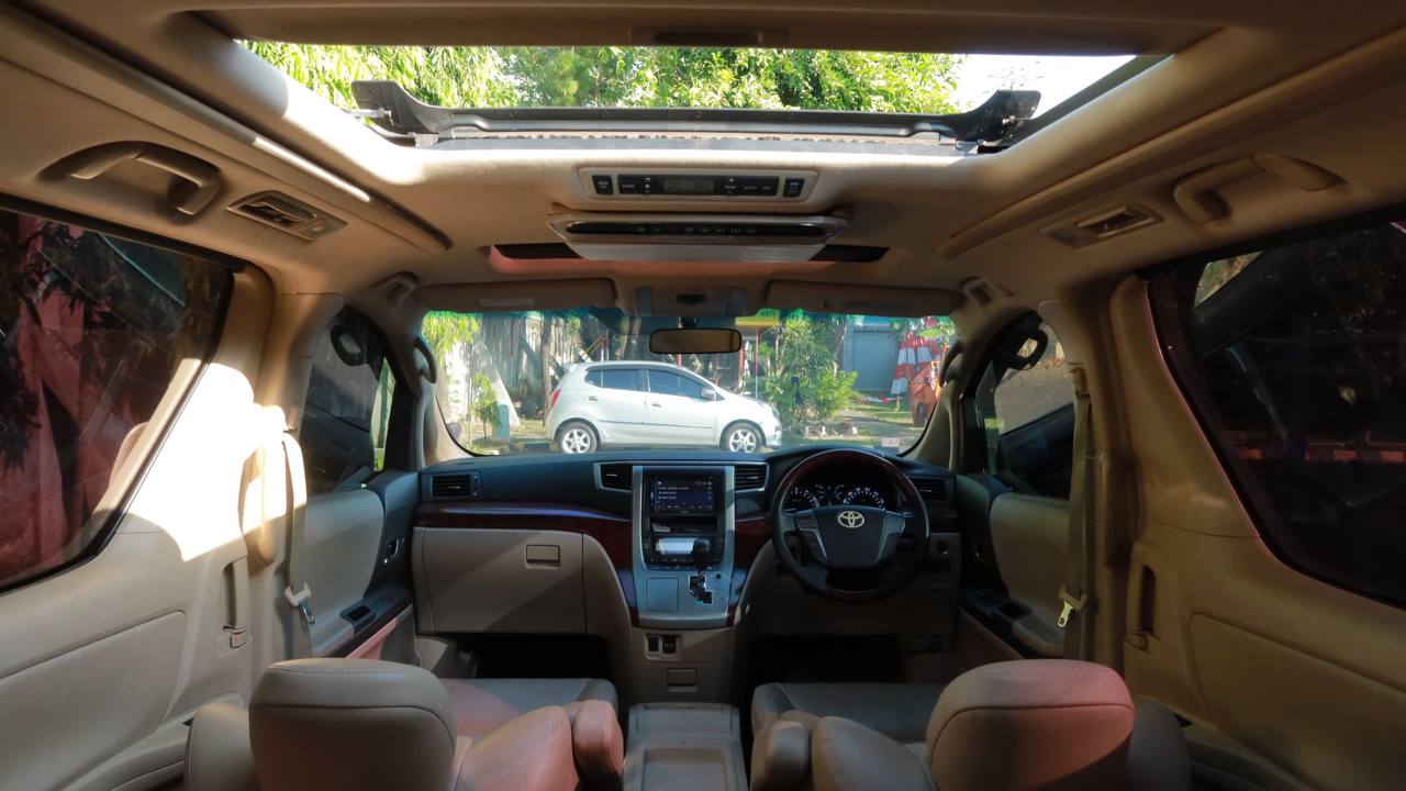 2009 Toyota Alphard 2009 Toyota Alphard