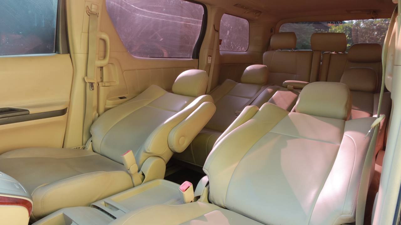 2009 Toyota Alphard 2009 Toyota Alphard