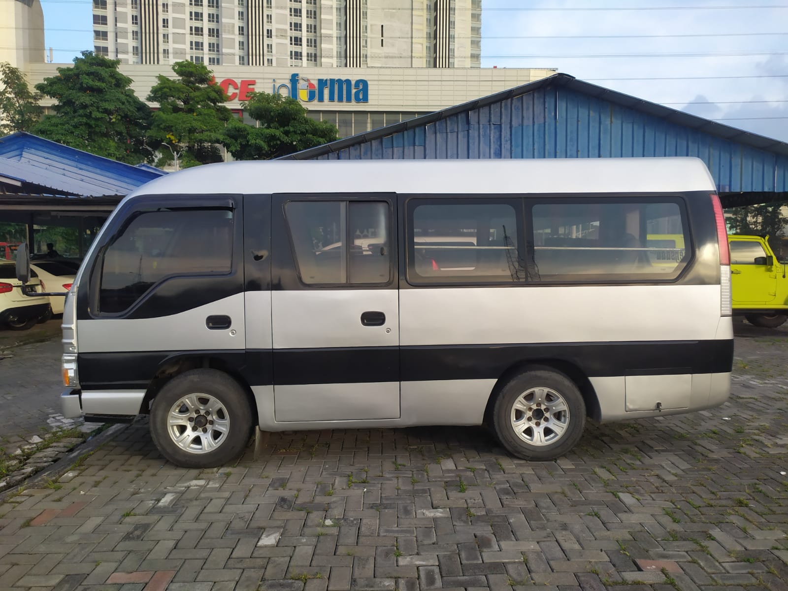 2014 Isuzu Bison 2014 Isuzu Bison