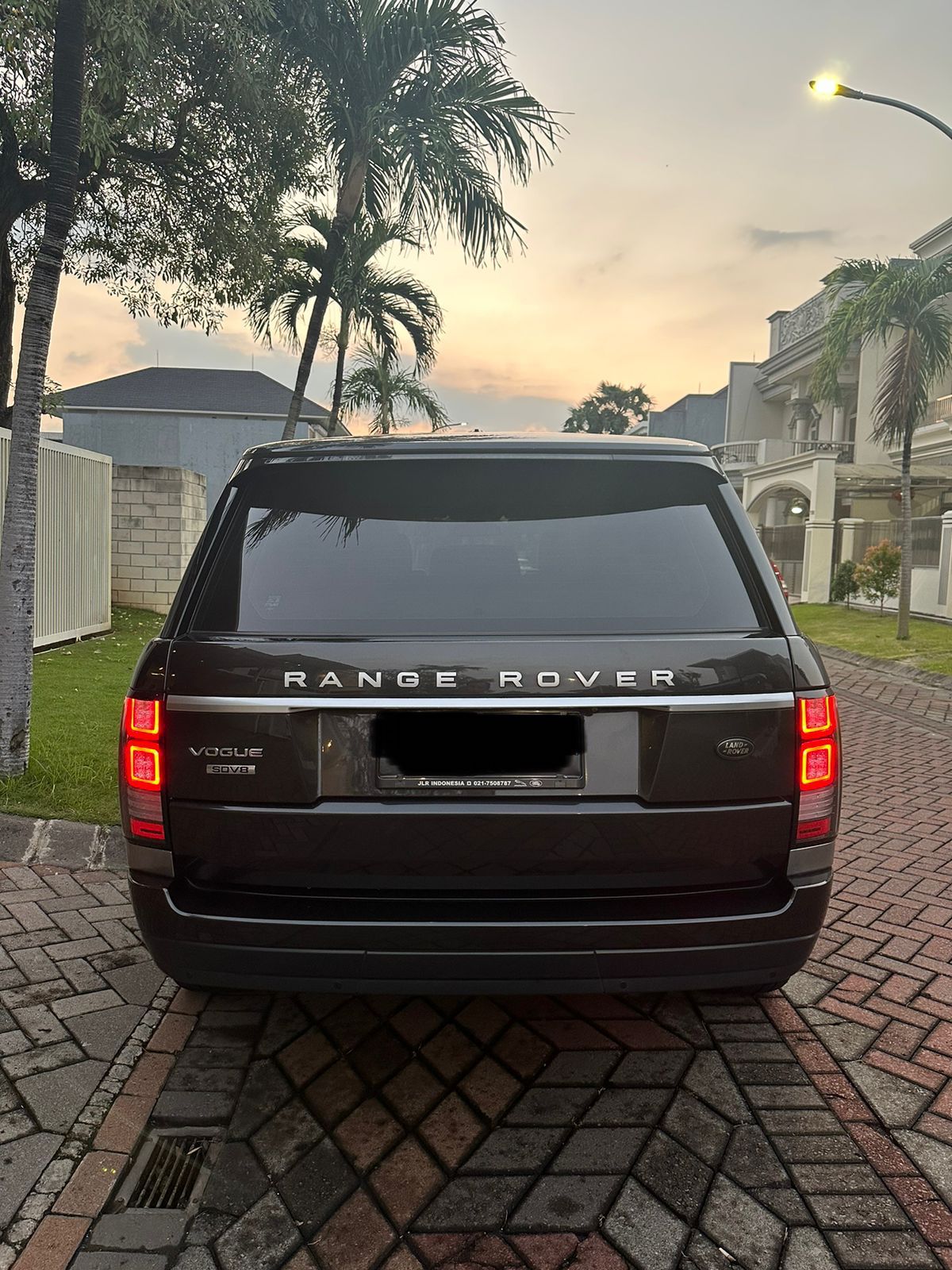 2013 Land Rover Range Rover Vogue 2013 Land Rover Range Rover Vogue