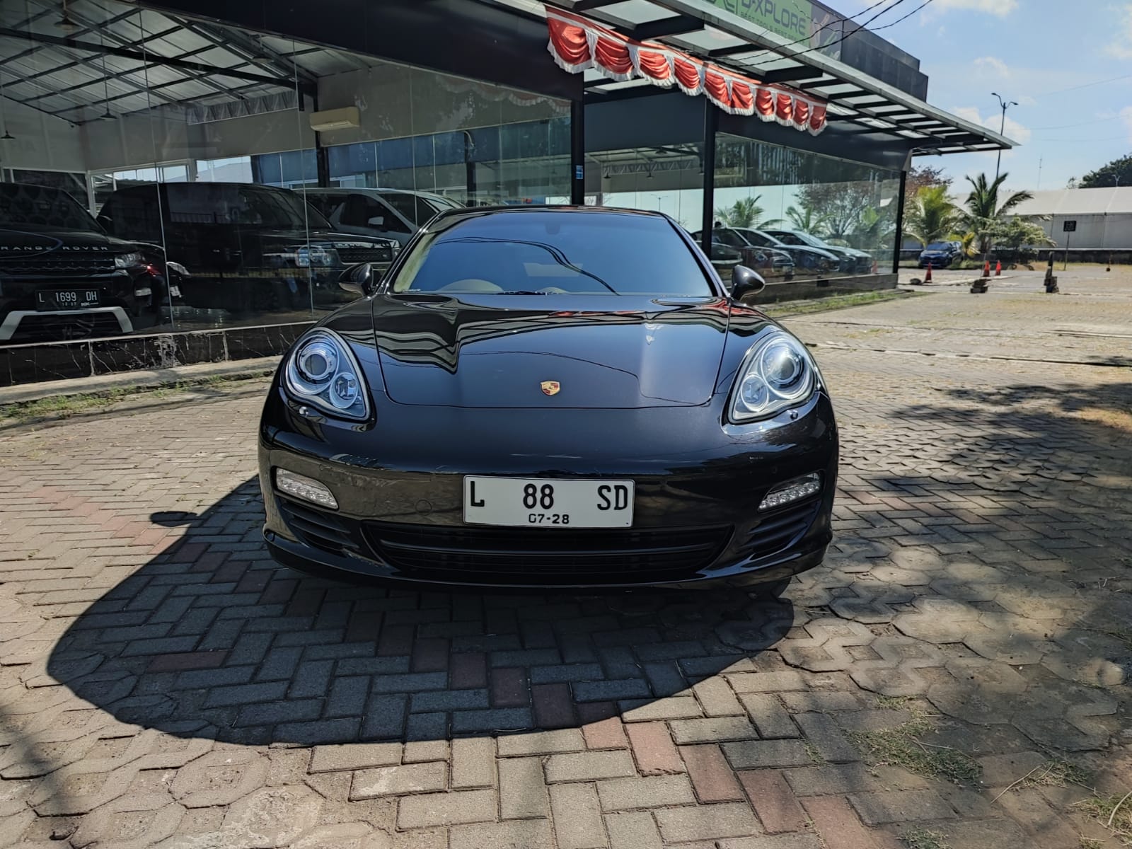 2013 Porsche Panamera S E-Hybrid 2013 Porsche Panamera S E-Hybrid