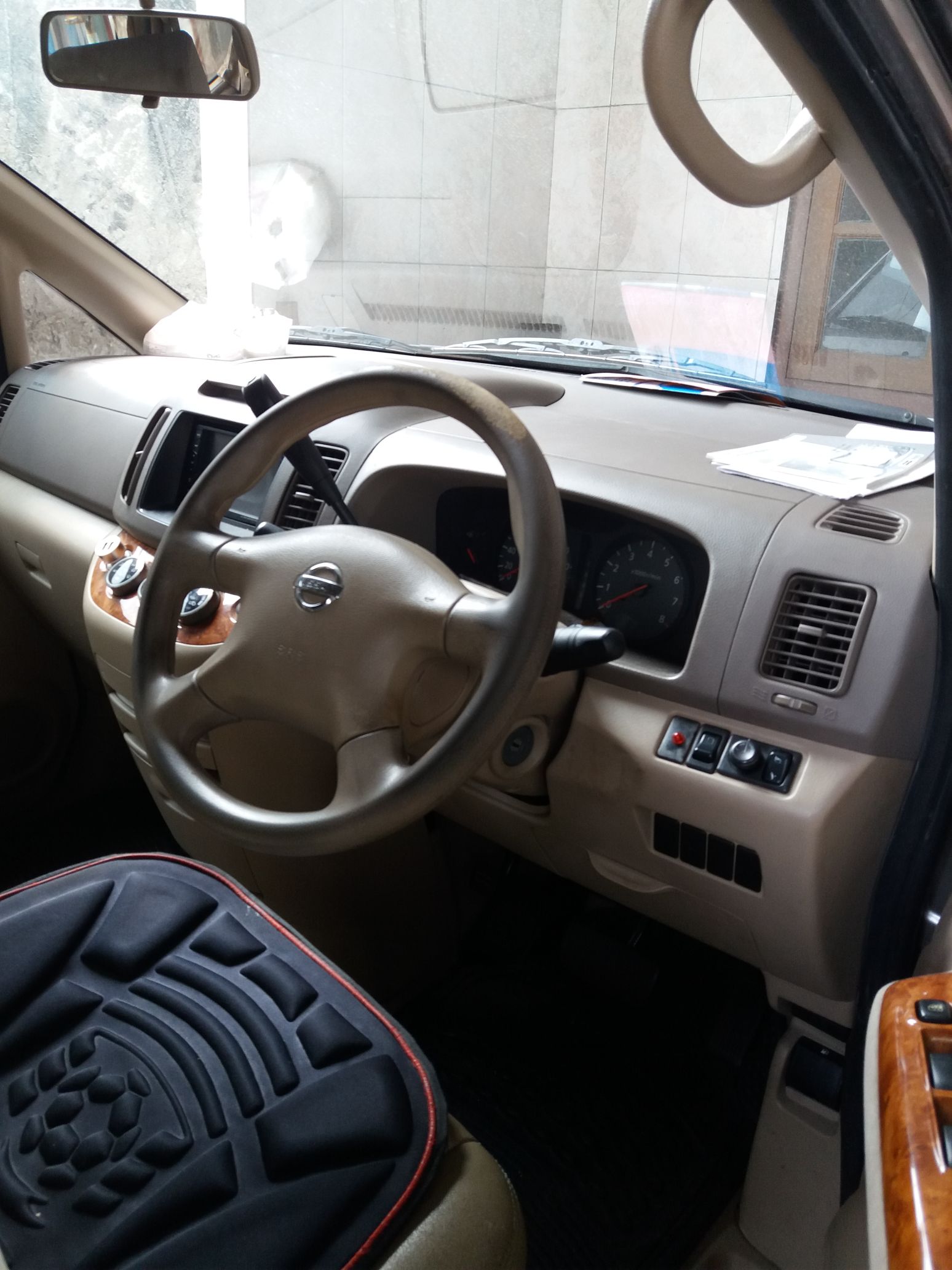 2010 Nissan Serena 2010 Nissan Serena