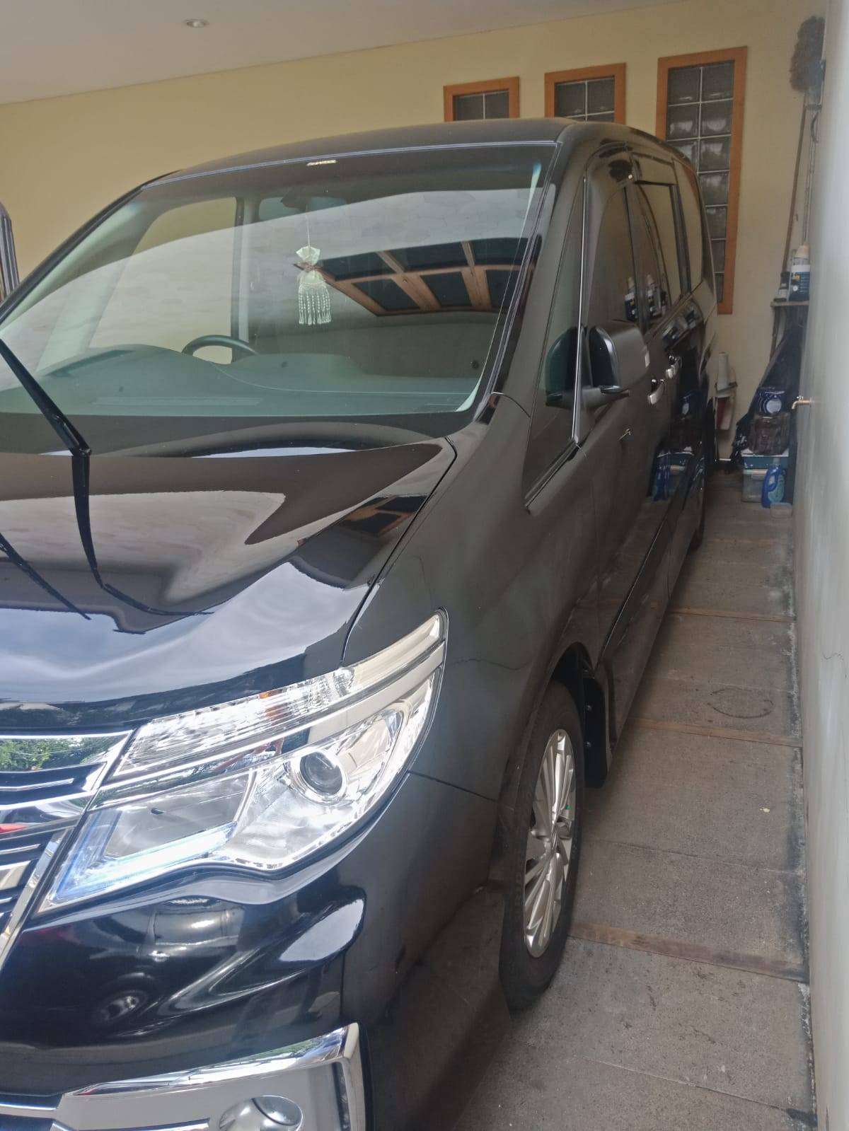 2015 Nissan Serena 2015 Nissan Serena