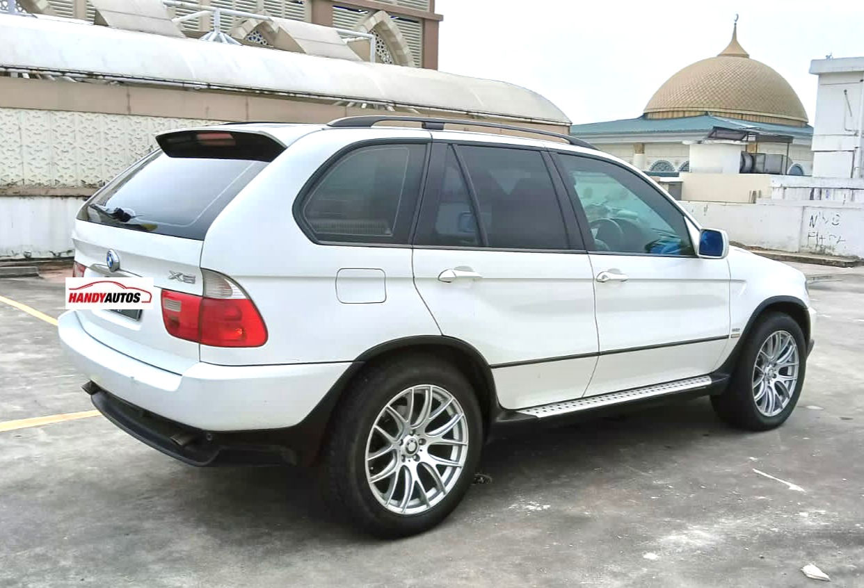 Dijual 2003 BMW X5 3.0L AT BENSIN 3.0L AT BENSIN Bekas