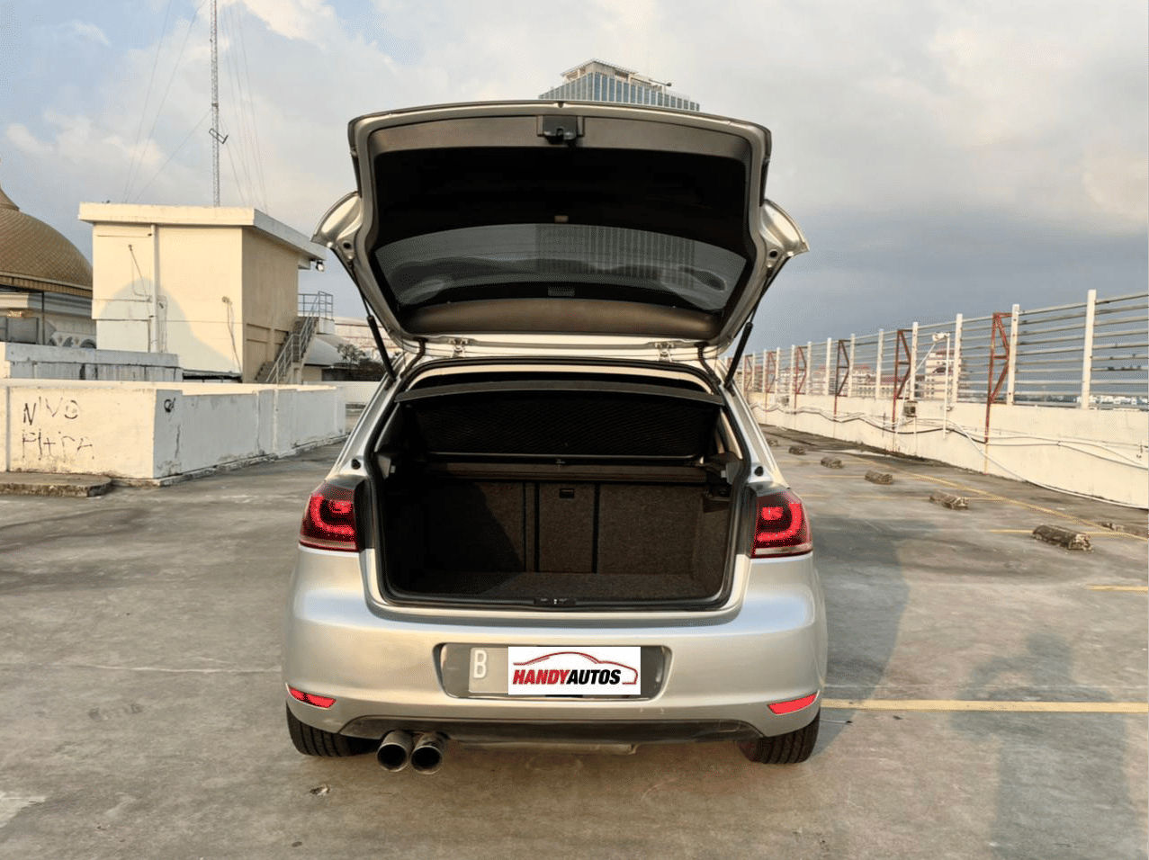 Old 2010 Volkswagen Golf 1.4L TSI 1.4L TSI