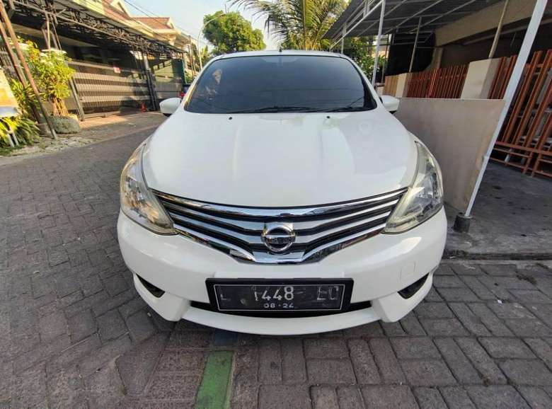 2014 Nissan Grand Livina Bekas 2014 Nissan Grand Livina Bekas