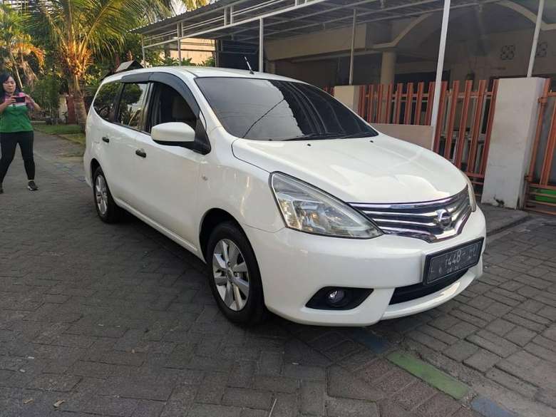 2014 Nissan Grand Livina 2014 Nissan Grand Livina