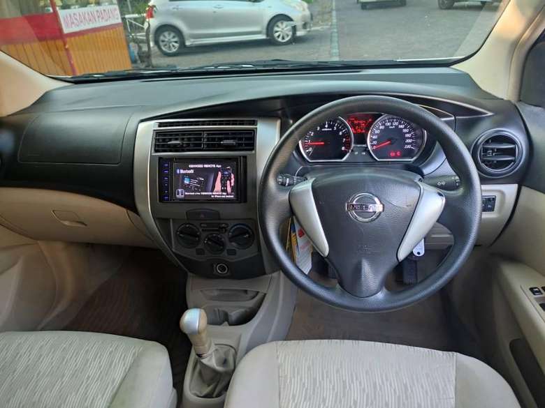 2014 Nissan Grand Livina 2014 Nissan Grand Livina