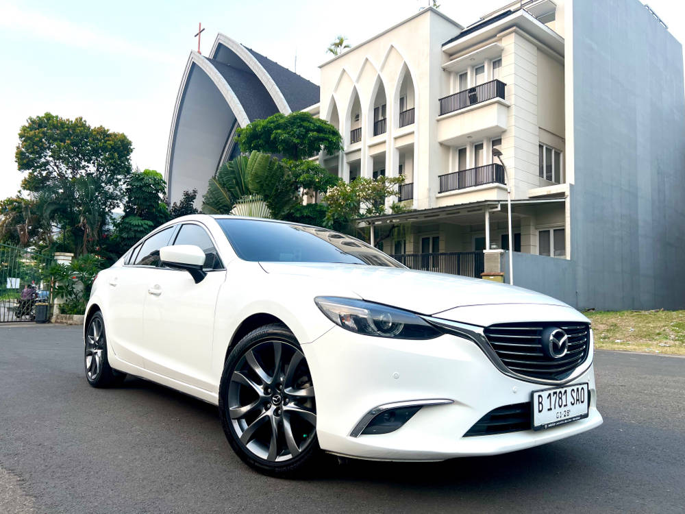 Second Hand 2017 Mazda 6 Sedan 2.5L Sky Active AT