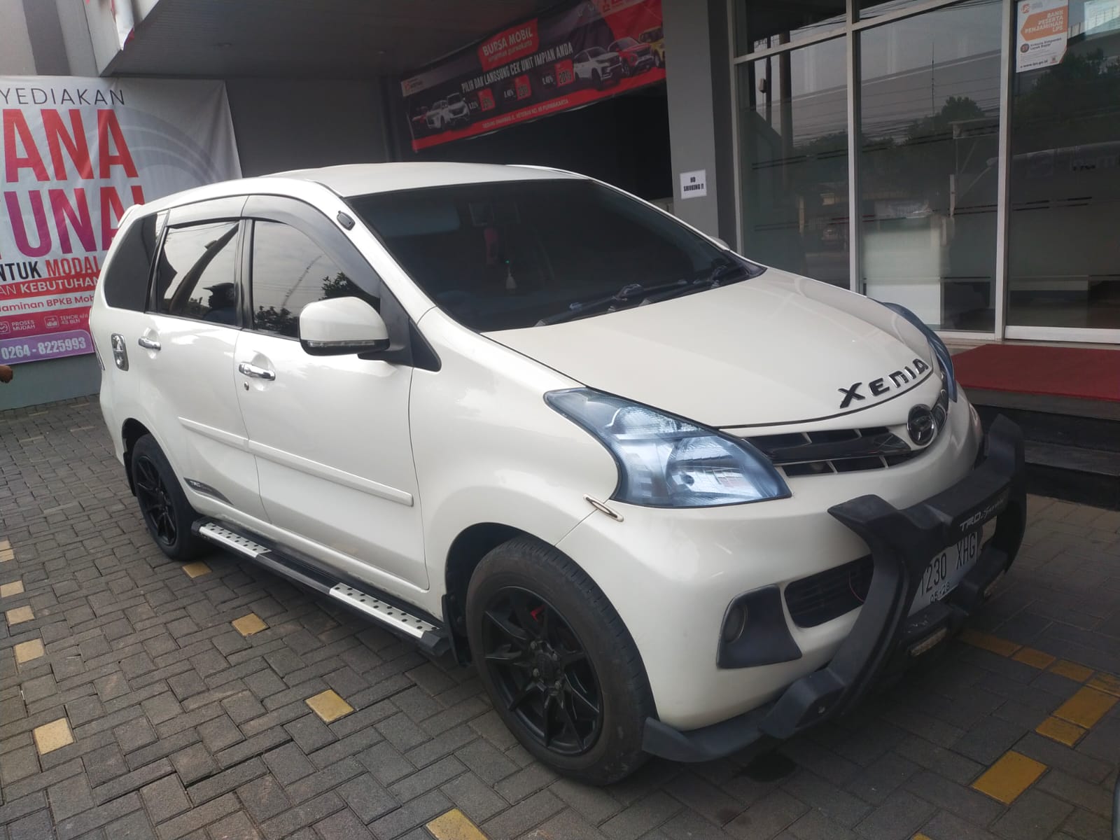 Second Hand 2013 Daihatsu Xenia Second Hand 2013 Daihatsu Xenia