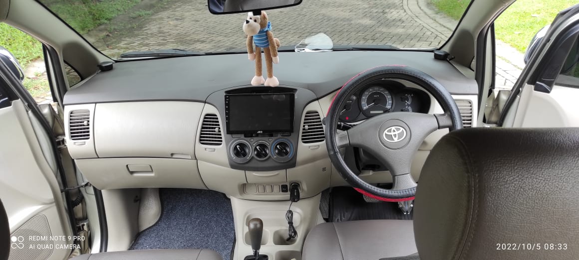2010 Toyota Kijang Innova 2.5 G AT DIESEL 2.5 G AT DIESEL tua