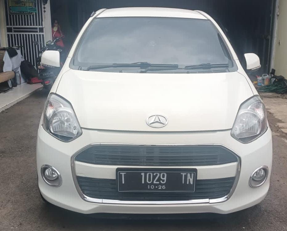 2014 Daihatsu Ayla 1.0L X AT Bekas 2014 Daihatsu Ayla 1.0L X AT Bekas