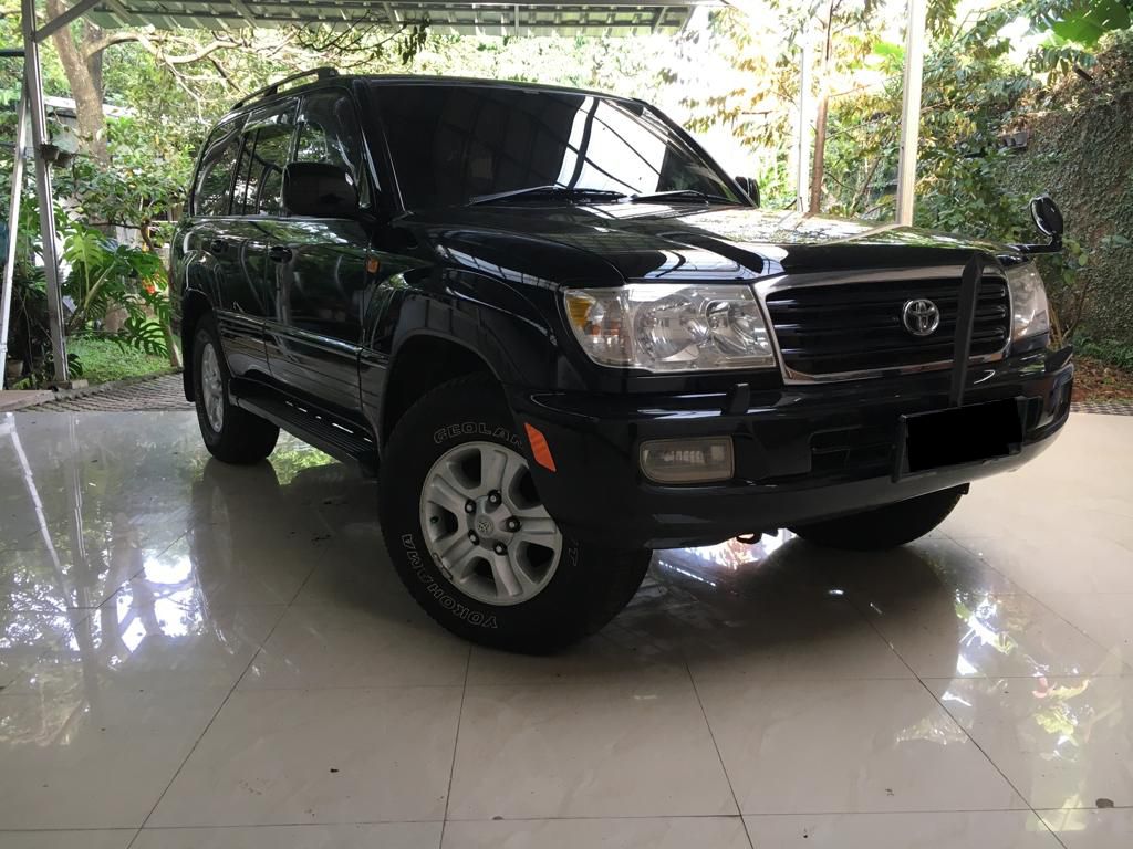2005 Toyota Land Cruiser  100 VX STANDARD 4.2 AT DIESEL Bekas 2005 Toyota Land Cruiser  100 VX STANDARD 4.2 AT DIESEL Bekas
