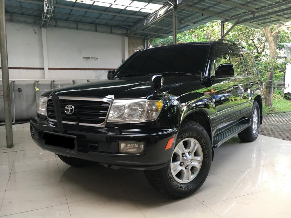 2005 Toyota Land Cruiser  2005 Toyota Land Cruiser