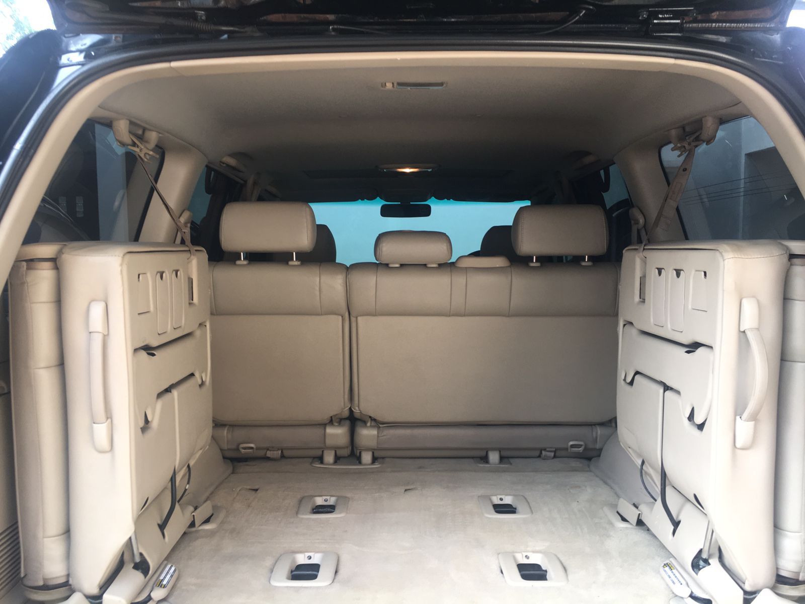 2005 Toyota Land Cruiser  2005 Toyota Land Cruiser