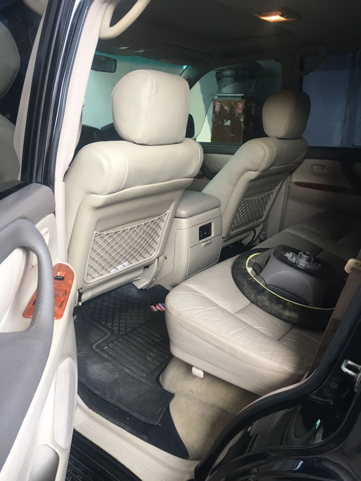 2005 Toyota Land Cruiser  2005 Toyota Land Cruiser