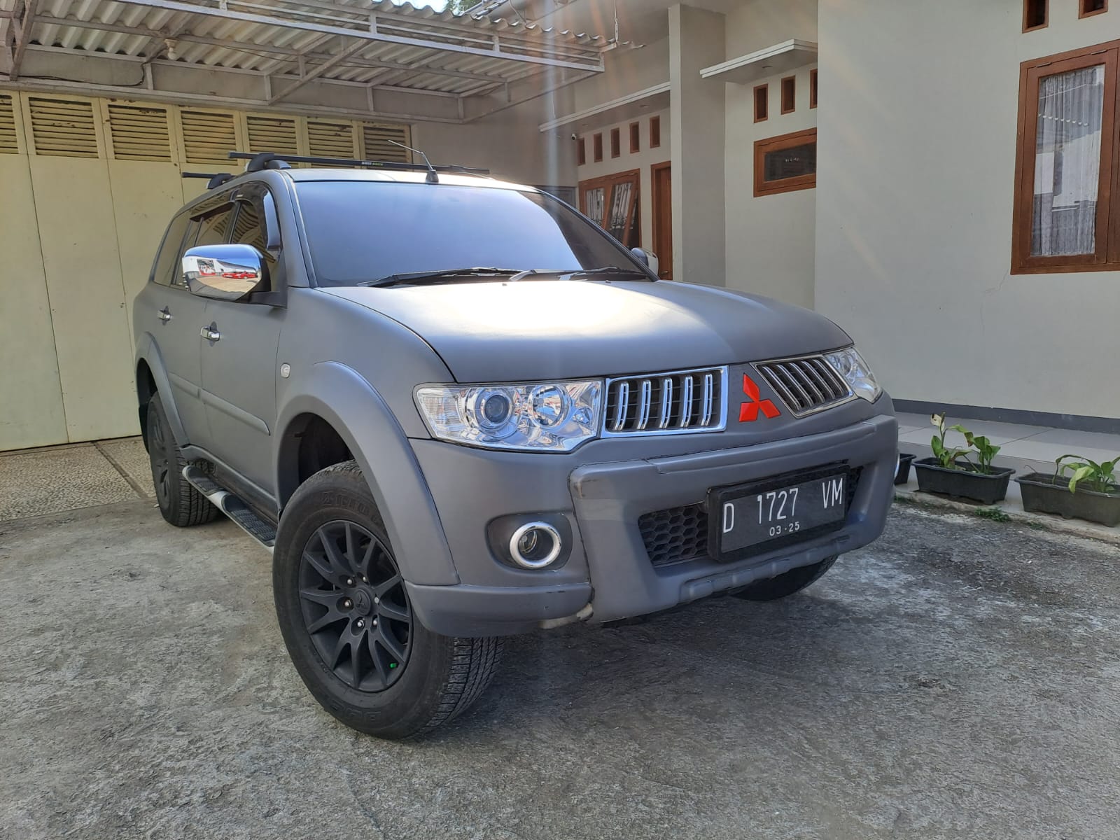 Second Hand 2009 Mitsubishi Pajero Second Hand 2009 Mitsubishi Pajero