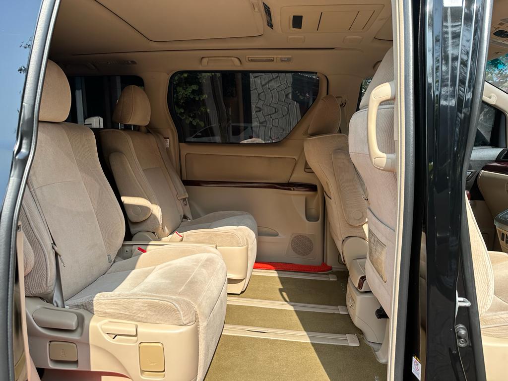 2009 Toyota Alphard 2009 Toyota Alphard