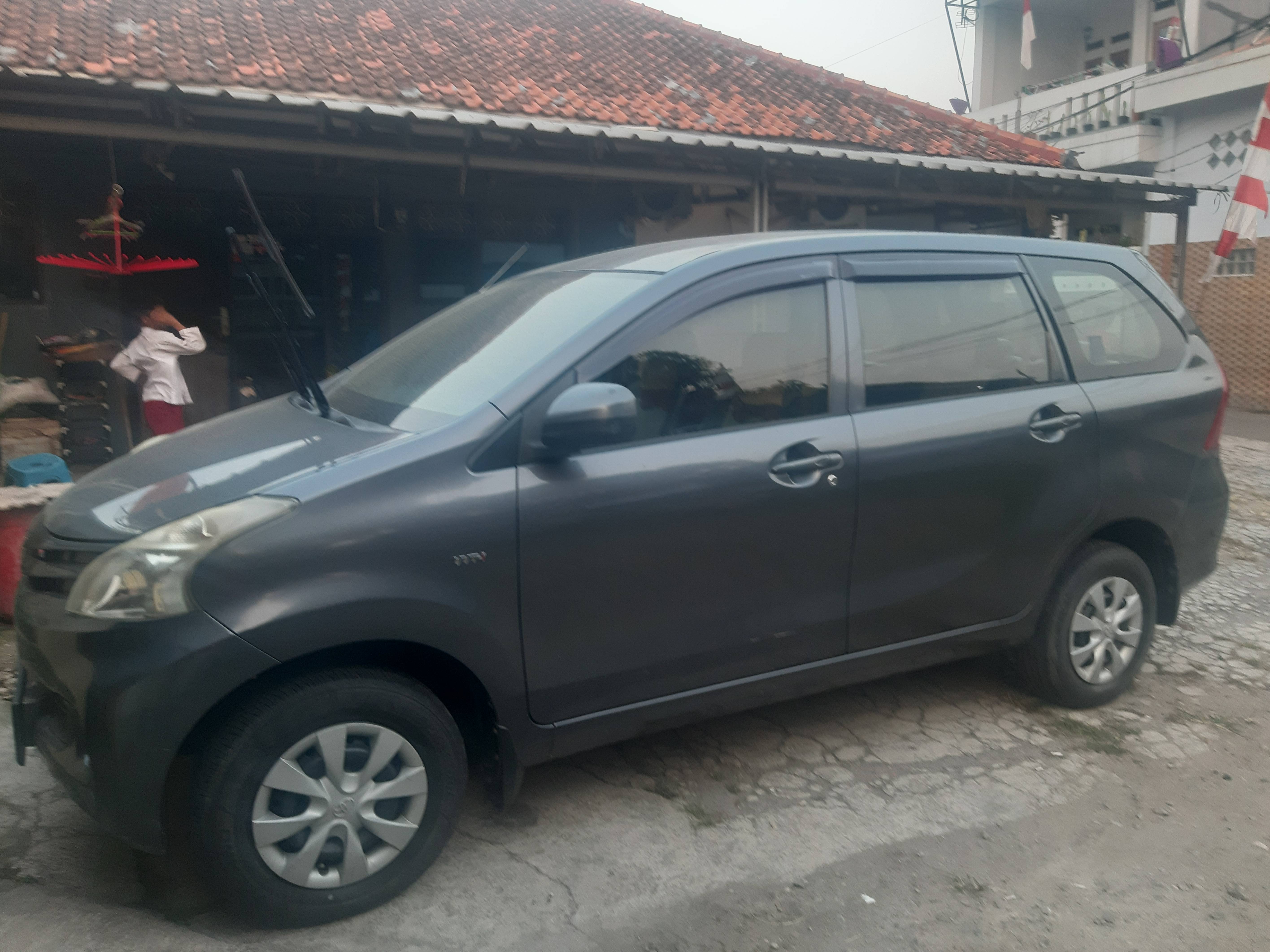 2014 Toyota Avanza 1.3 E STD MT 2014 Toyota Avanza 1.3 E STD MT