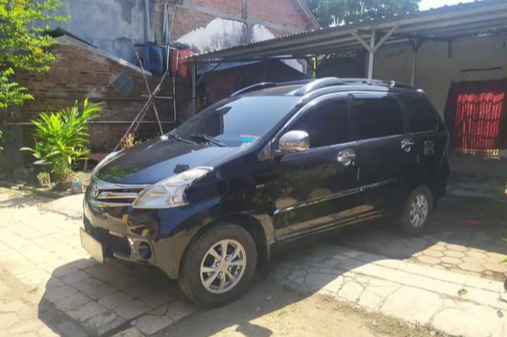 2012 Daihatsu Xenia  1.0 M MT SPORTY Bekas 2012 Daihatsu Xenia  1.0 M MT SPORTY Bekas