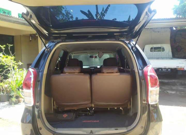 2012 Daihatsu Xenia  1.0 M MT SPORTY 2012 Daihatsu Xenia  1.0 M MT SPORTY