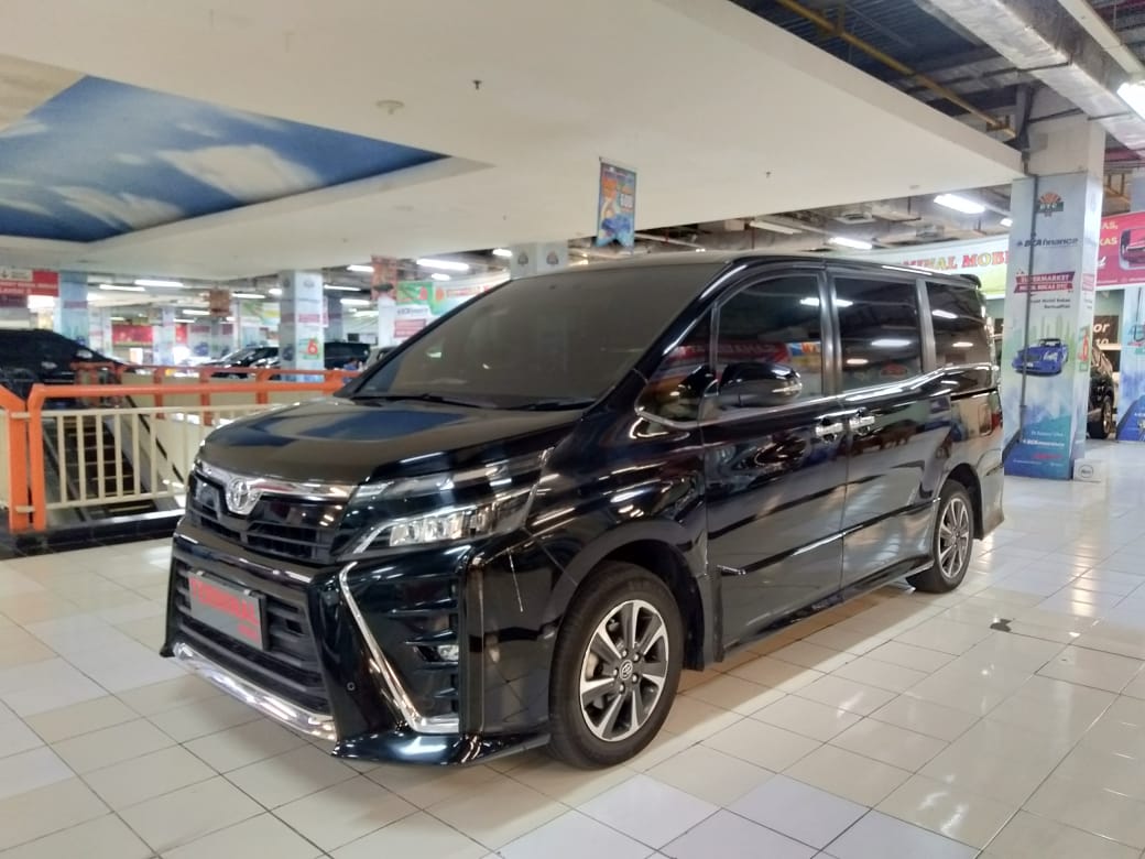 2018 Toyota Voxy 2018 Toyota Voxy