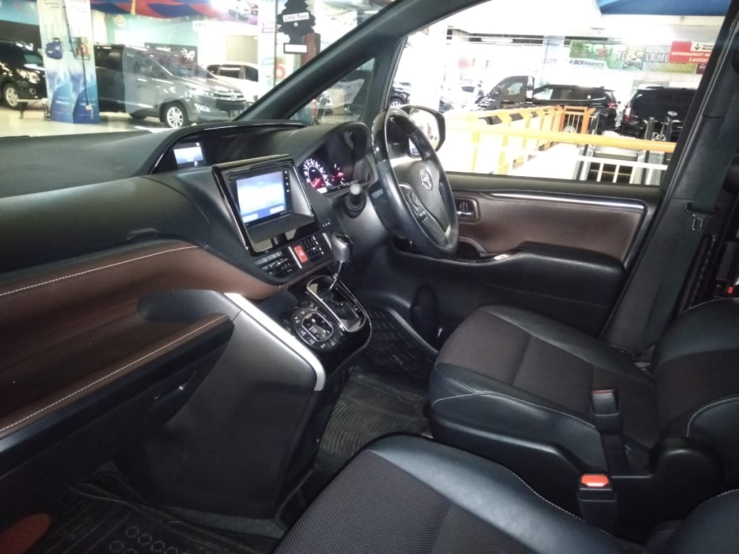 2018 Toyota Voxy 2018 Toyota Voxy