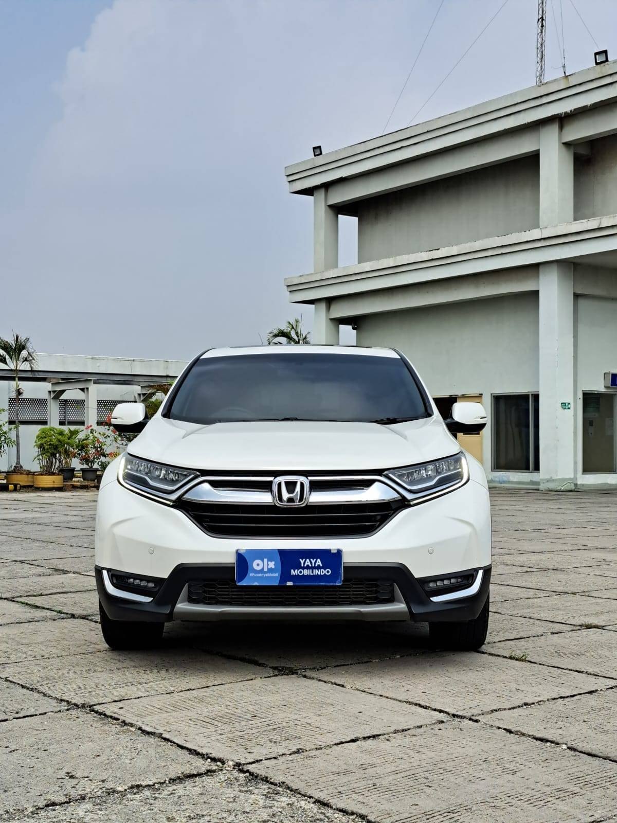 2019 Honda CR-V  1.5L Turbo Prestige 1.5L Turbo Prestige bekas