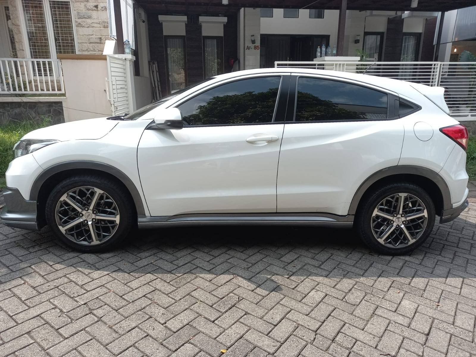 2015 Honda HRV 1.5L S CVT 2015 Honda HRV 1.5L S CVT