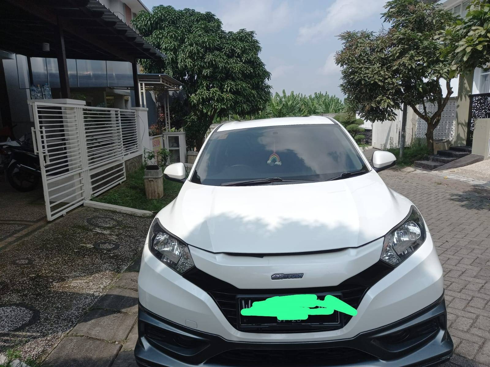 2015 Honda HRV 1.5L S CVT 2015 Honda HRV 1.5L S CVT