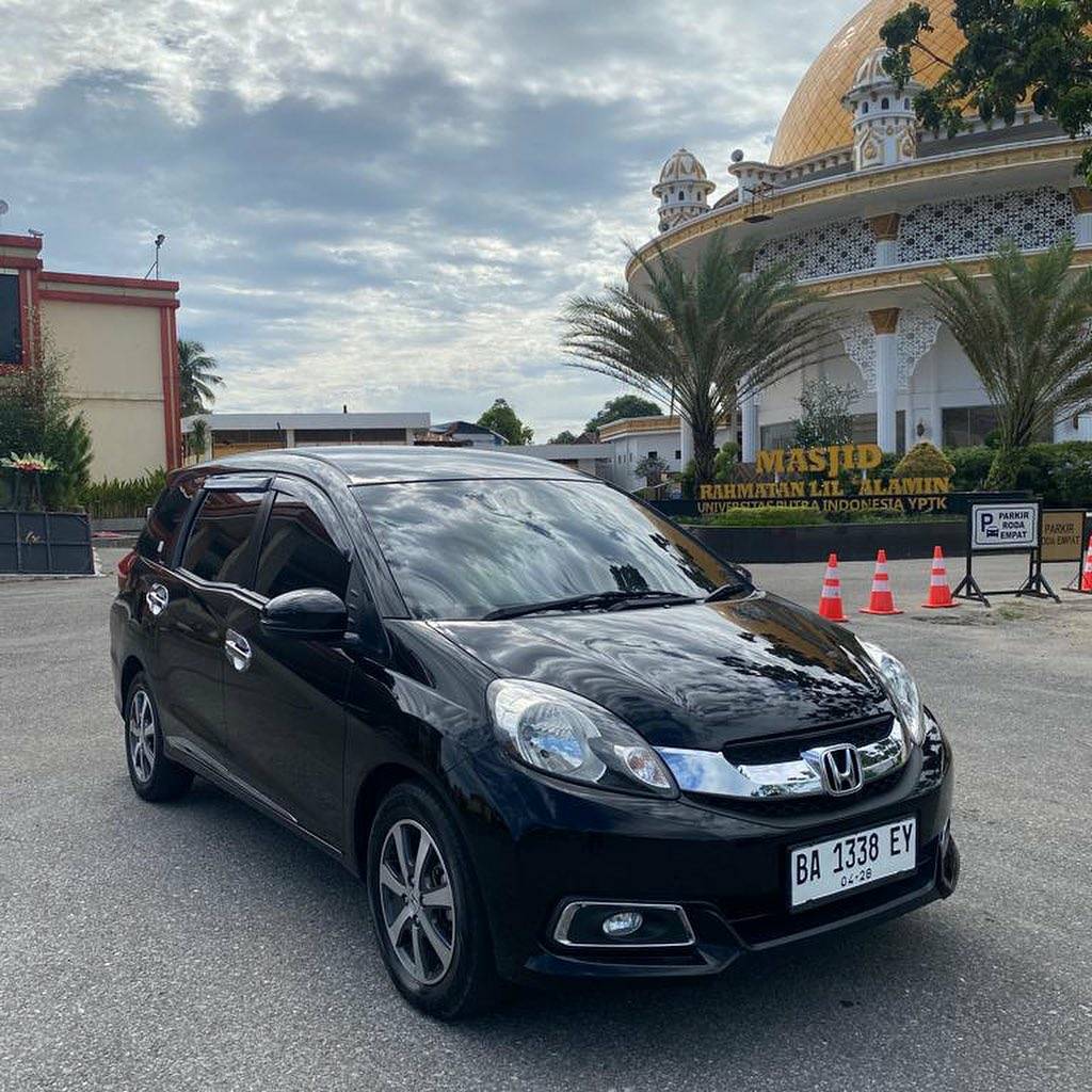 2016 Honda Mobilio E 1.5L AT 2016 Honda Mobilio E 1.5L AT