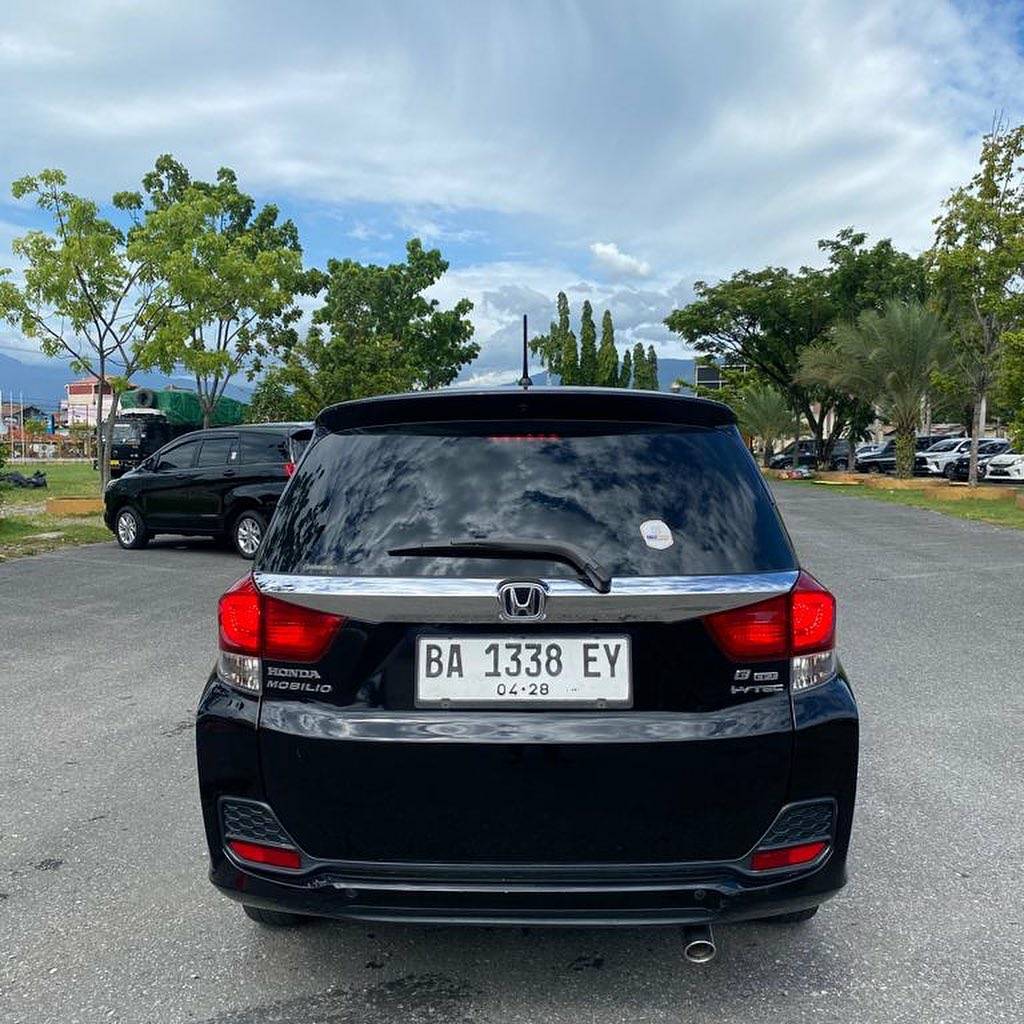 2016 Honda Mobilio E 1.5L AT 2016 Honda Mobilio E 1.5L AT