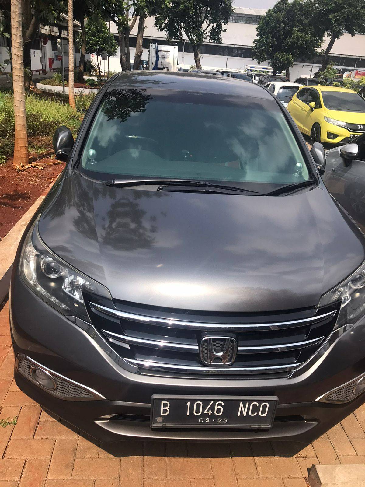 2013 Honda CR-V  2.4 I-VTEC AT 2013 Honda CR-V  2.4 I-VTEC AT