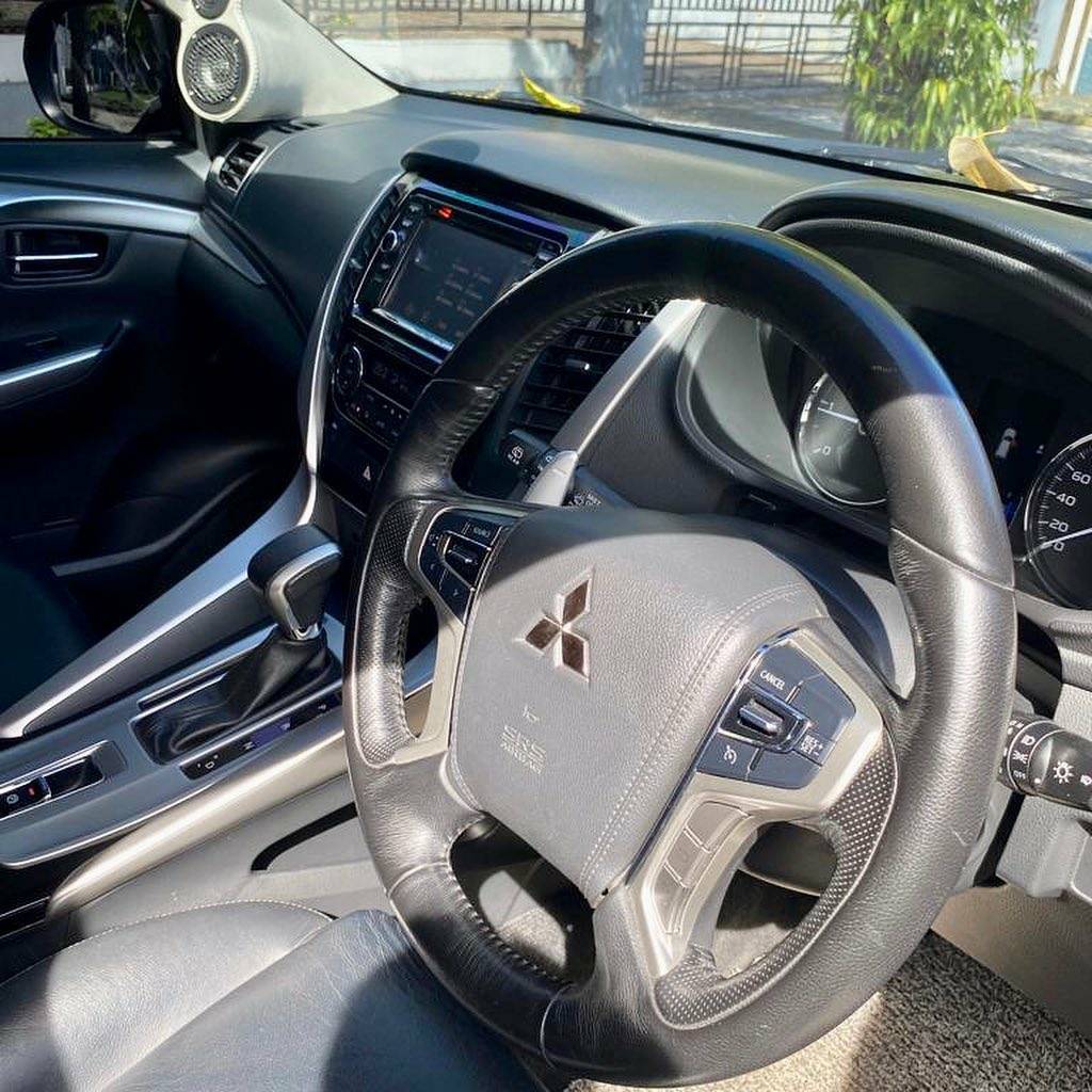 2017 Mitsubishi Pajero Sport Dakar AT 4x2 2017 Mitsubishi Pajero Sport Dakar AT 4x2