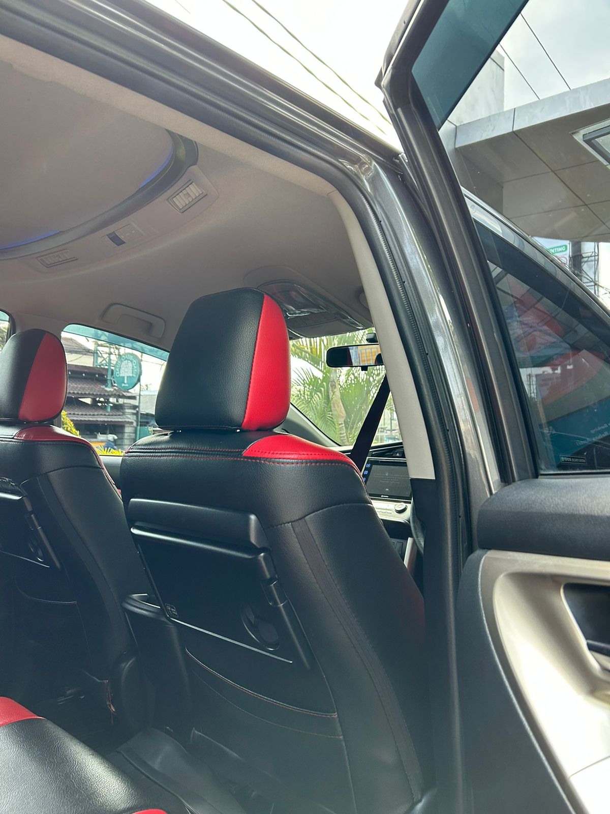 2016 Toyota Kijang Innova 2016 Toyota Kijang Innova