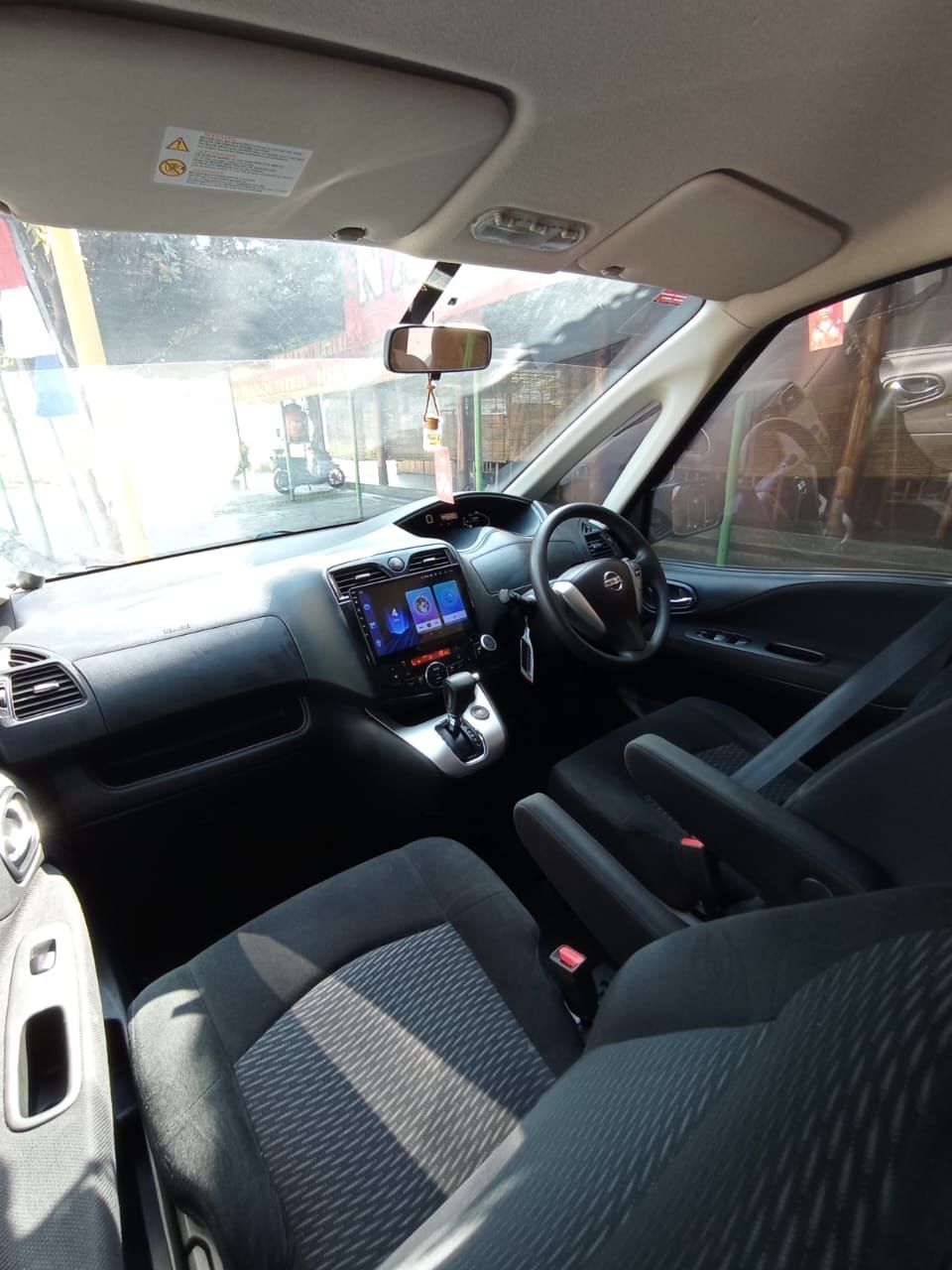 2014 Nissan Serena 2014 Nissan Serena