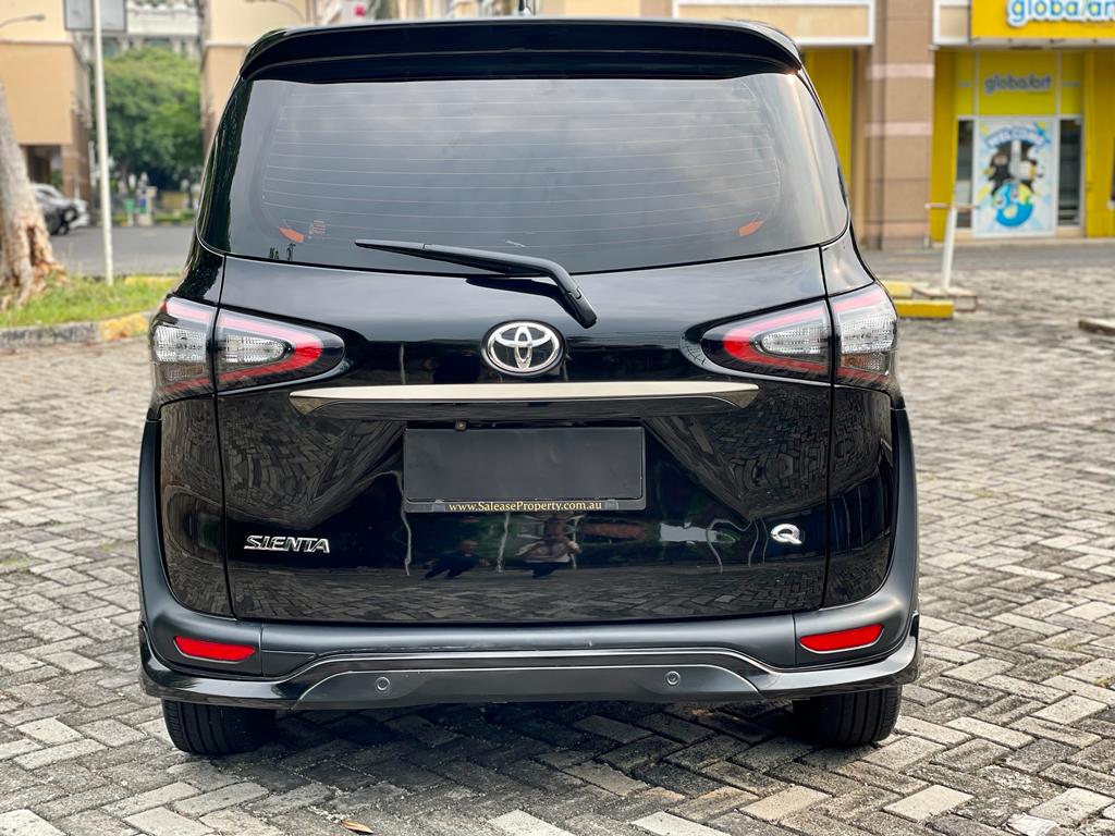 2017 Toyota Sienta 2017 Toyota Sienta