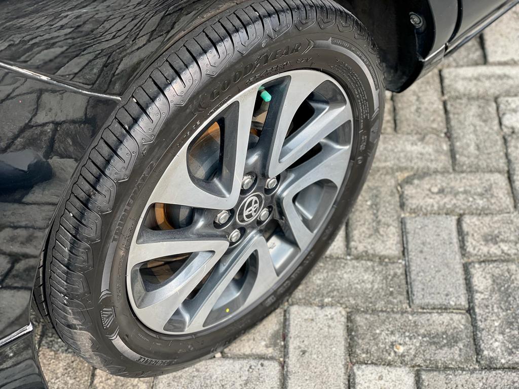 2017 Toyota Sienta 2017 Toyota Sienta