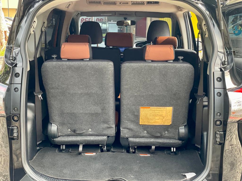 2017 Toyota Sienta 2017 Toyota Sienta