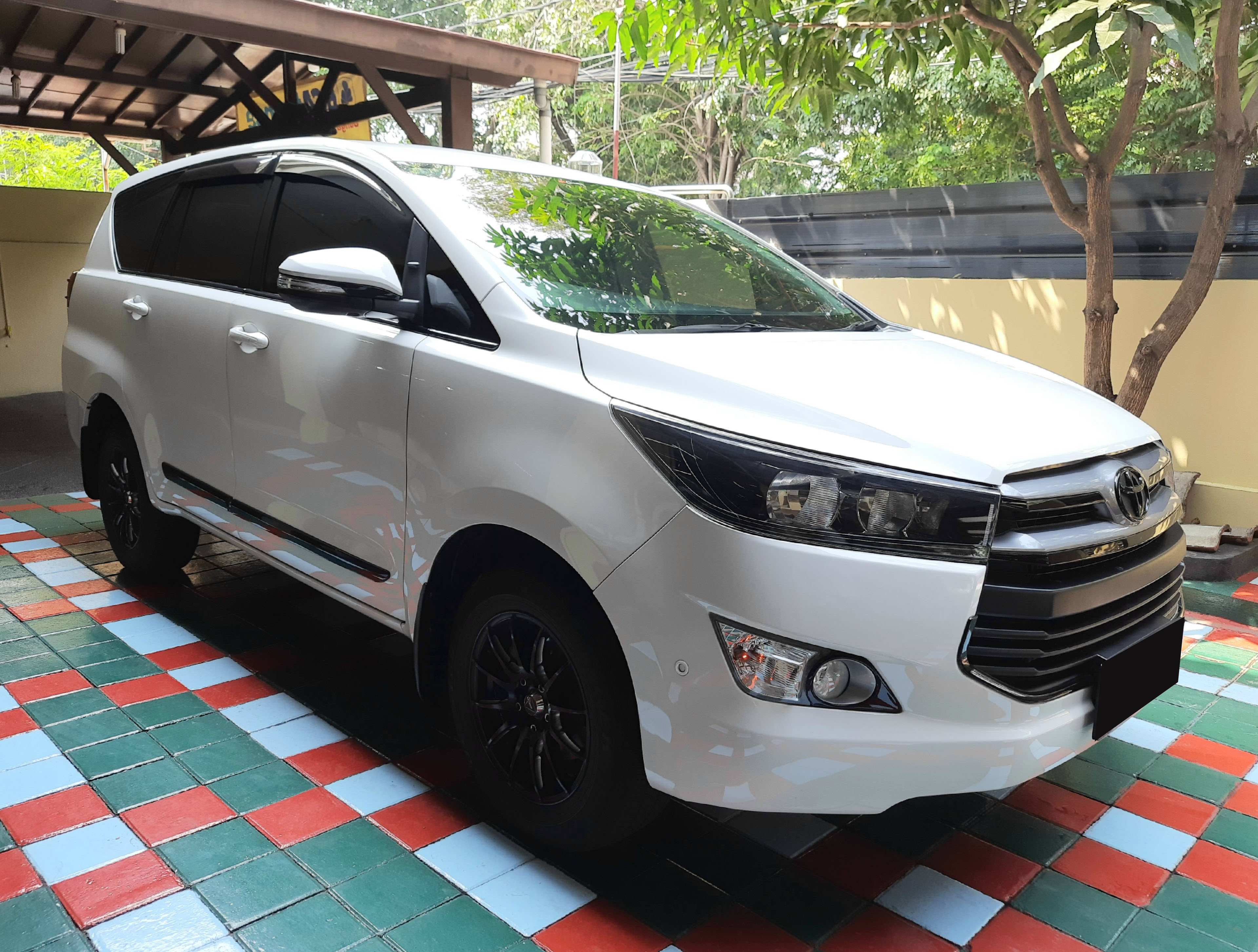 2016 Toyota Kijang Innova 2016 Toyota Kijang Innova