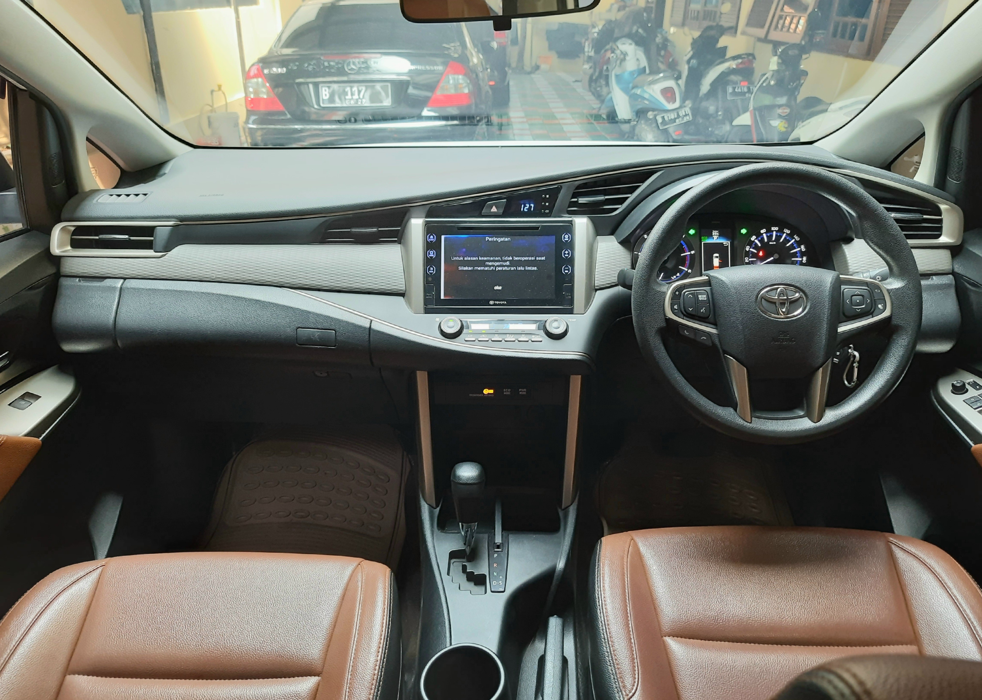 2016 Toyota Kijang Innova 2016 Toyota Kijang Innova