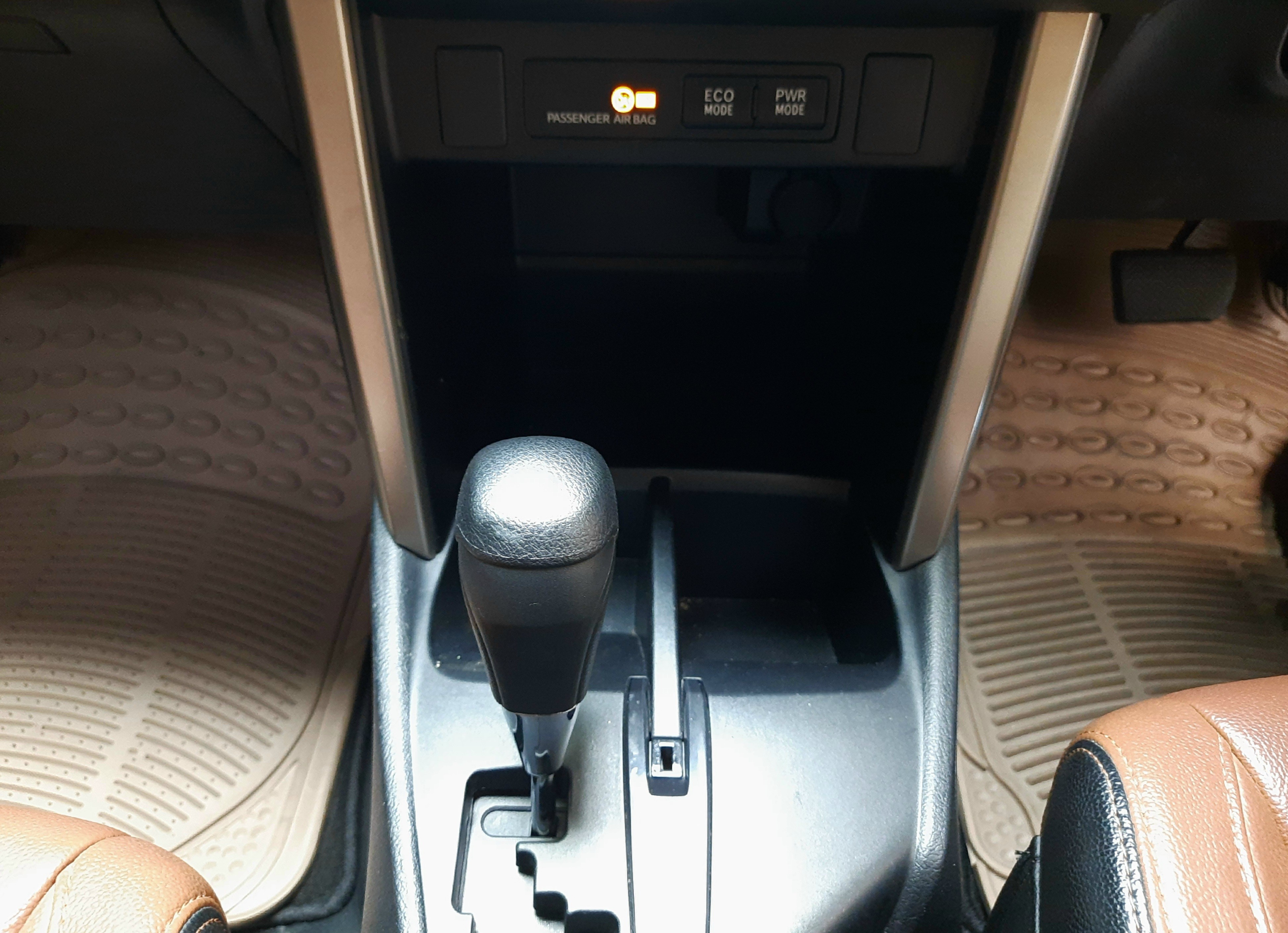 2016 Toyota Kijang Innova 2016 Toyota Kijang Innova