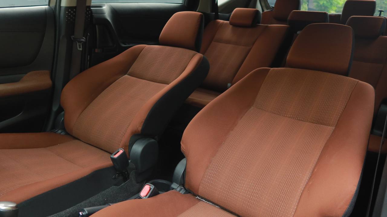 2017 Toyota Sienta 2017 Toyota Sienta