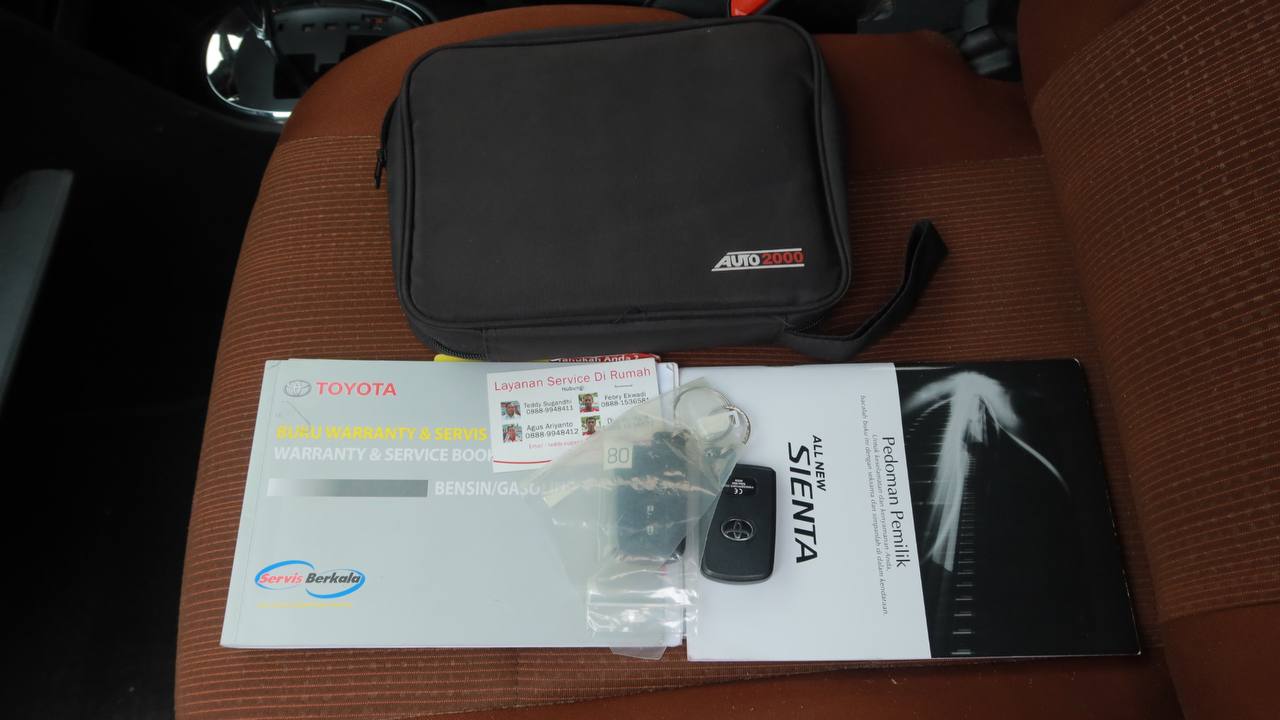 2017 Toyota Sienta 2017 Toyota Sienta