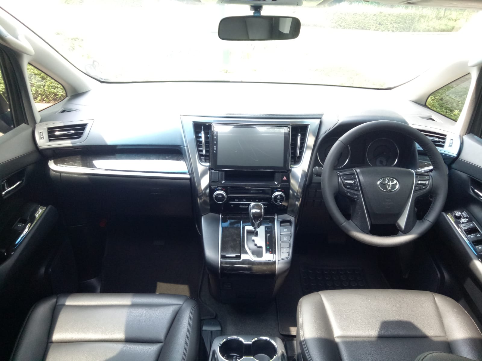 2015 Toyota Alphard 2015 Toyota Alphard