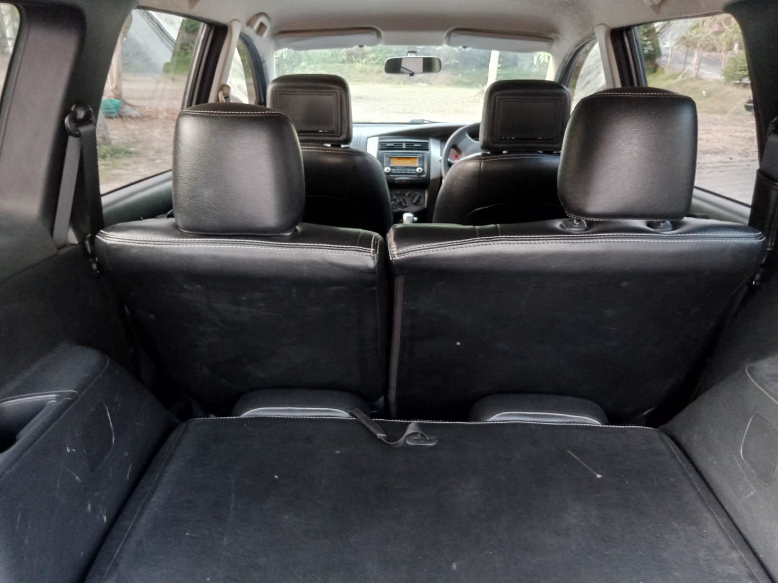 2012 Nissan Grand Livina 1.5 HWS CVT 2012 Nissan Grand Livina 1.5 HWS CVT