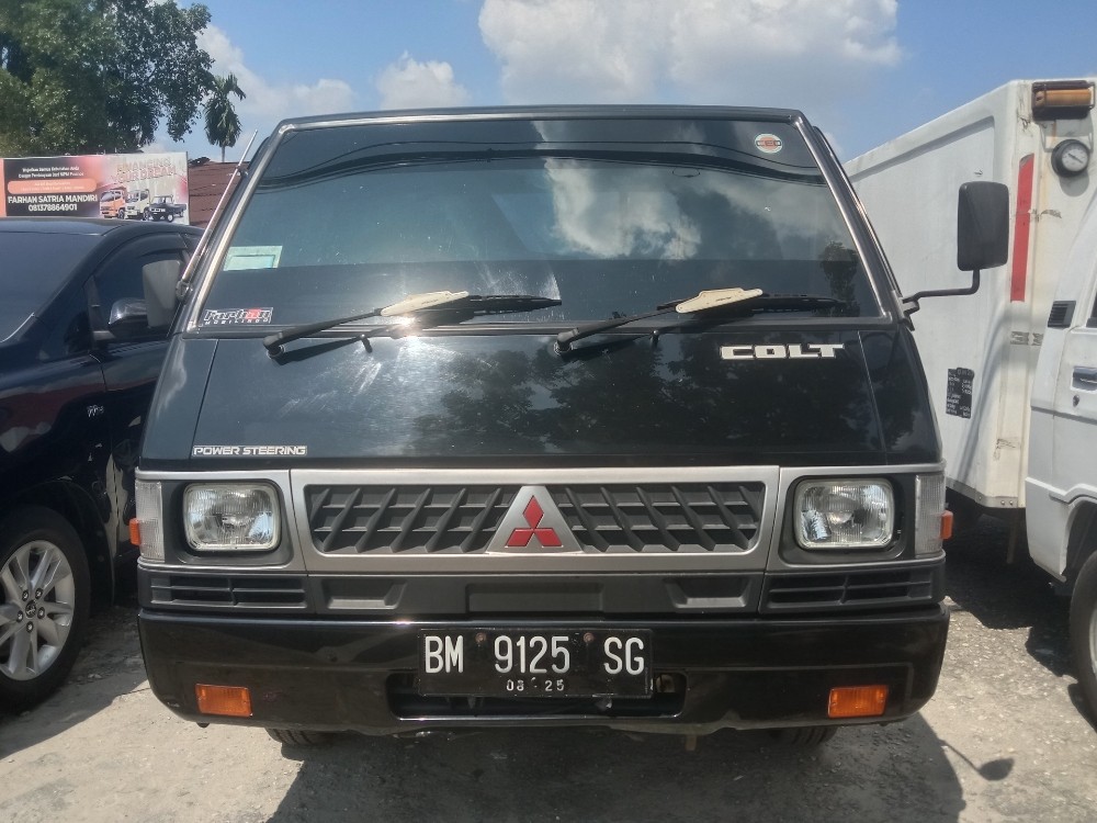 2020 Mitsubishi L300