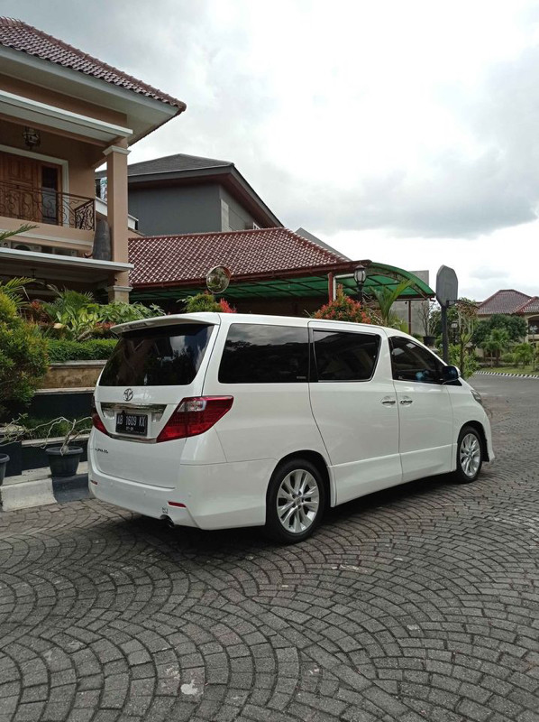 2010 Toyota Alphard 2010 Toyota Alphard
