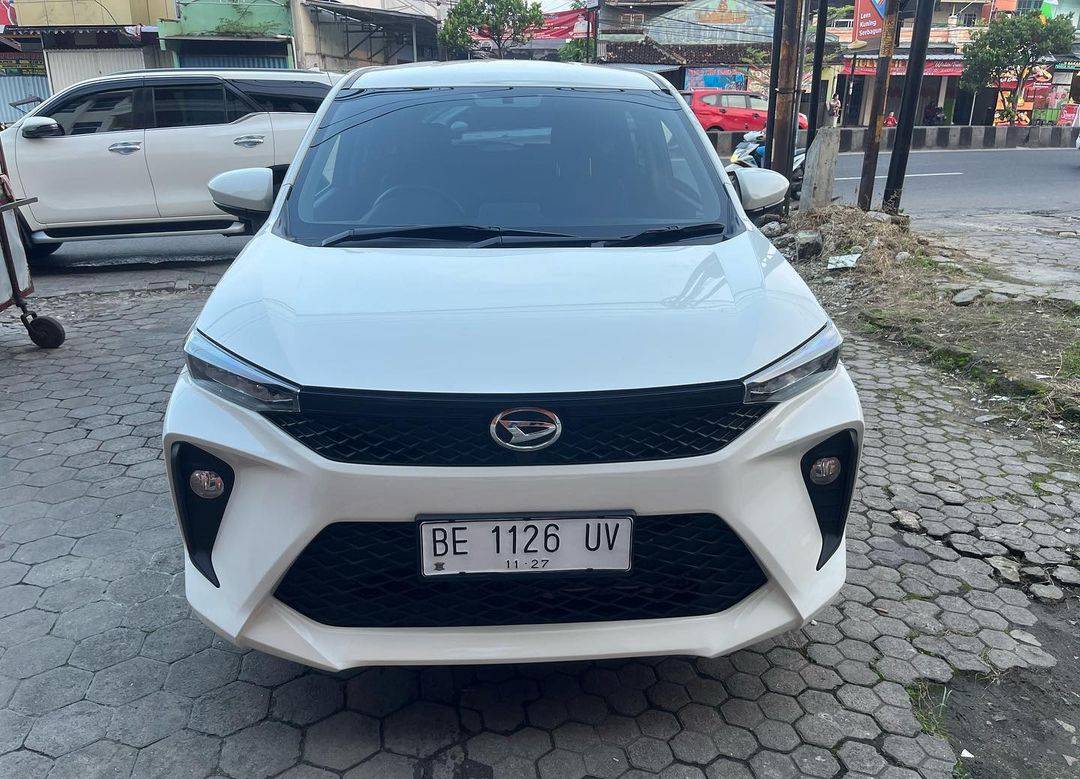 Second Hand 2022 Daihatsu Xenia Second Hand 2022 Daihatsu Xenia