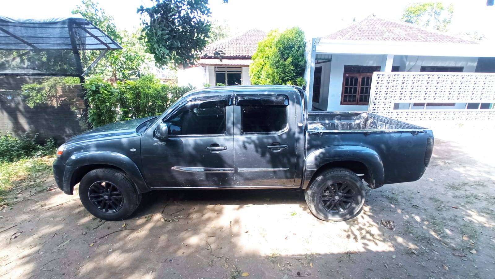 Mazda BT-50 2010 Bekas Mazda BT-50 2010 Bekas